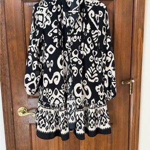 Zara Monochrome Patterned Top